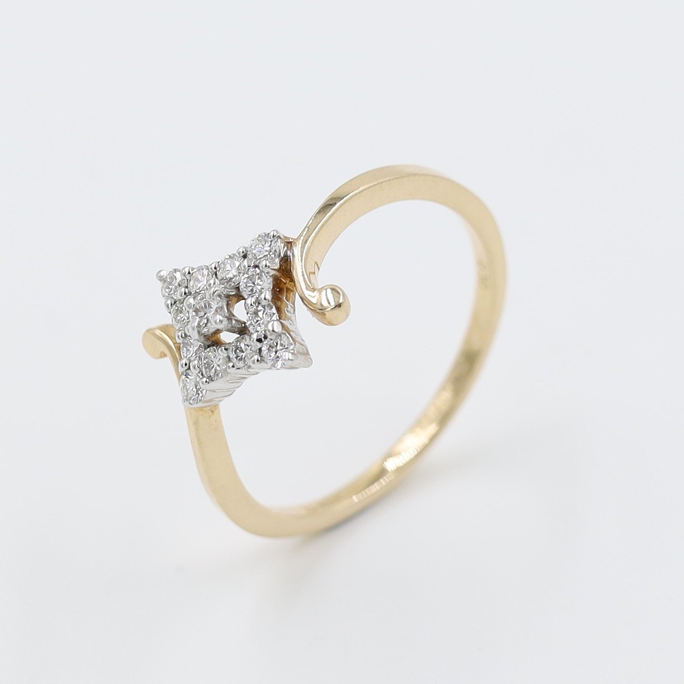 14kt Rose Gold Multipal Real Diamond Ring