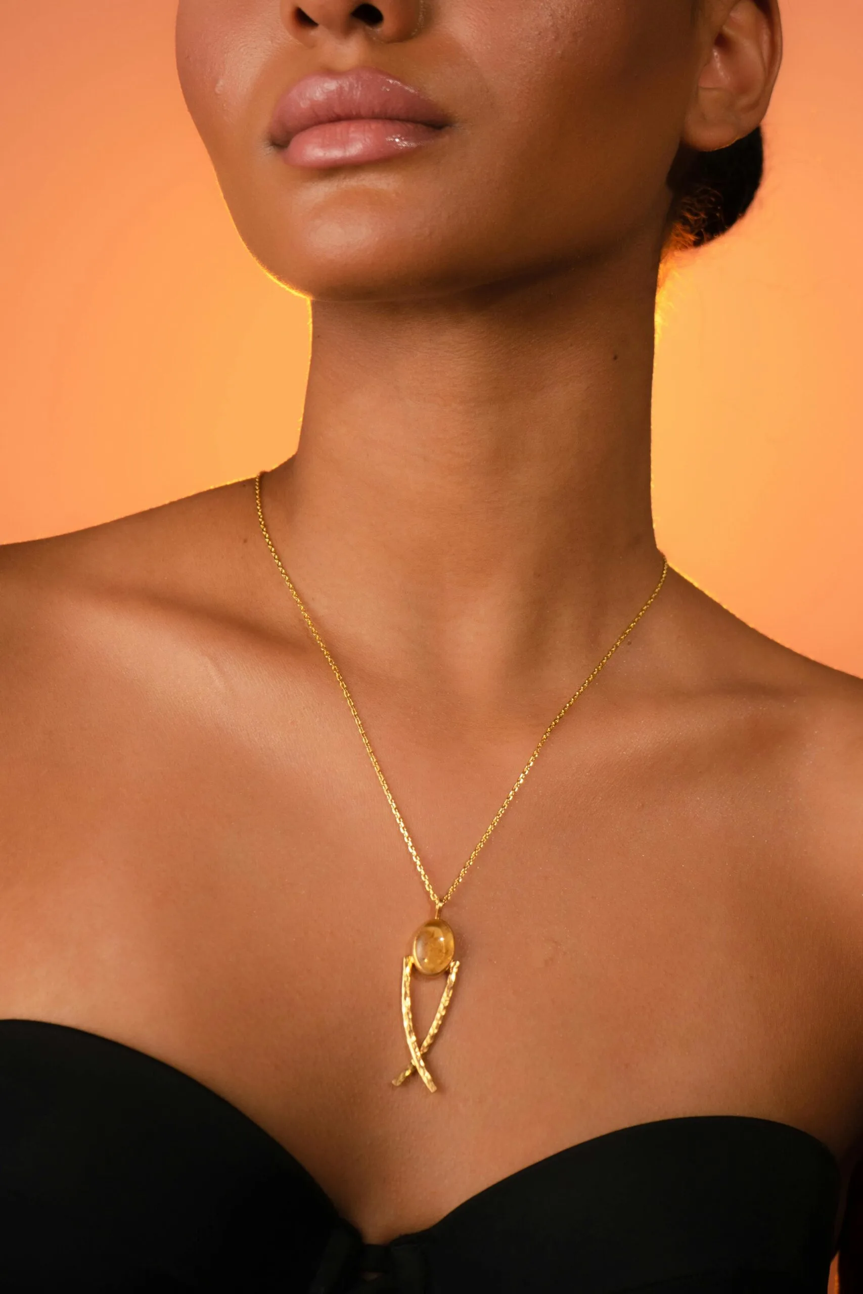 Dazzling Chains